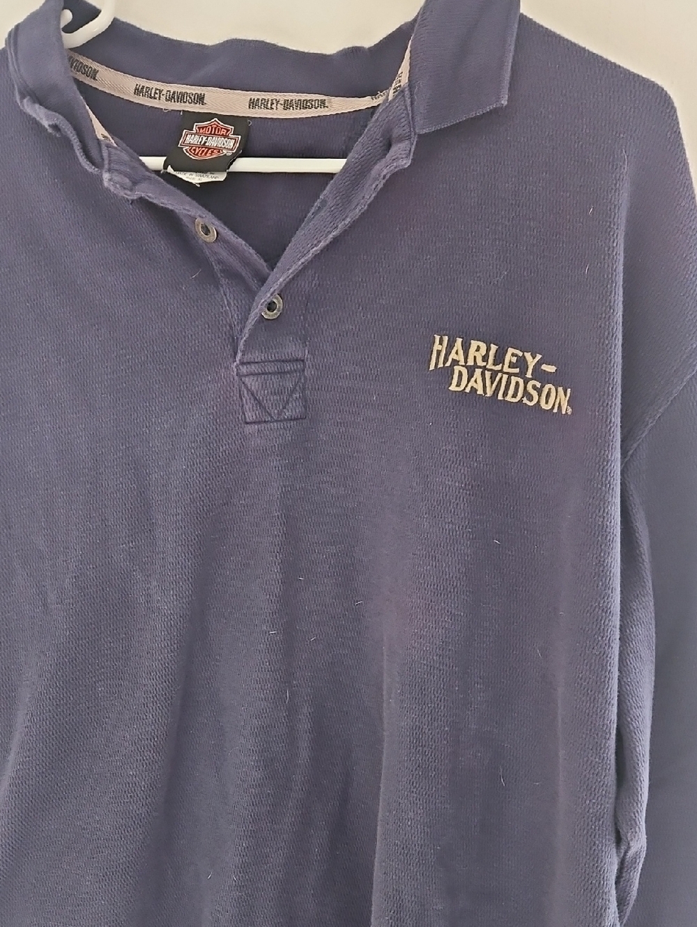 Authentic Harley Davidson Men's 3 button down sweatshirt